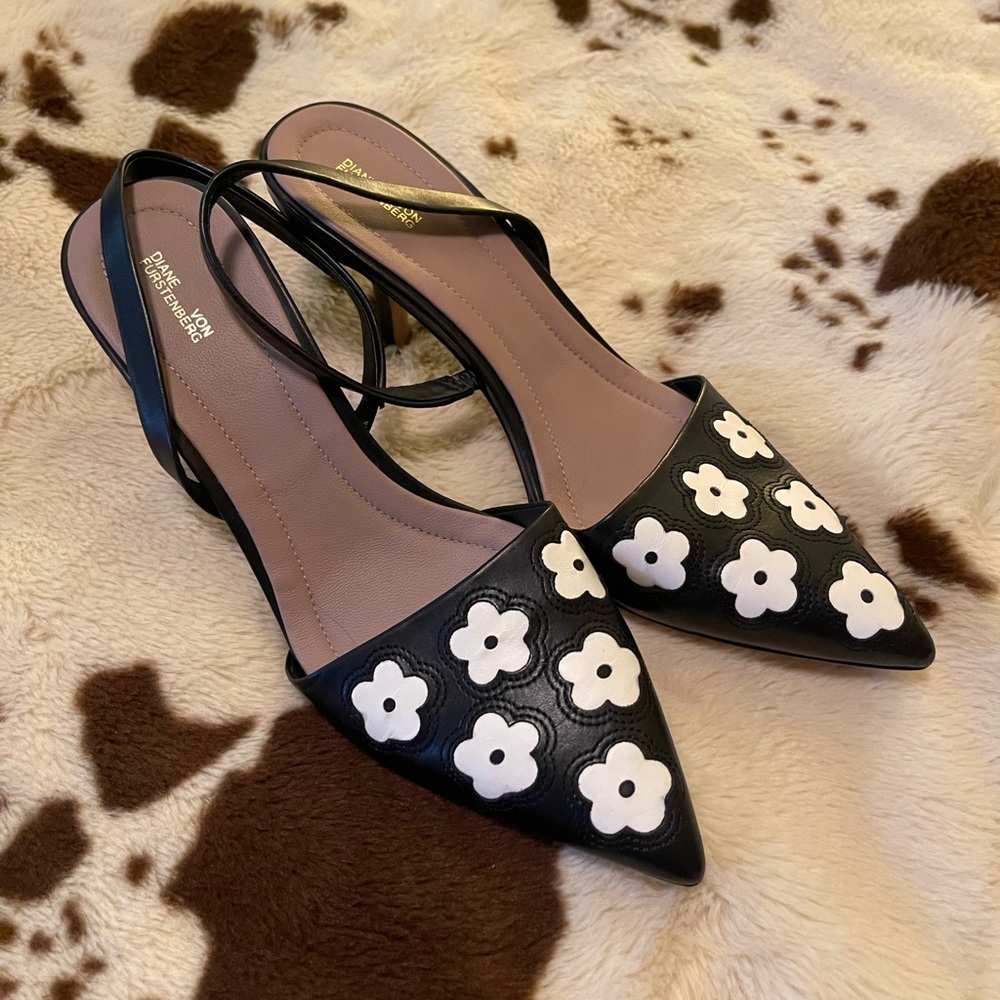 DIANE VON FURSTENBERG Mortelle Floral Leather Slingback Pumps
